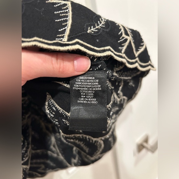 Alice + Olivia Kelsi black/white embroidered scalloped mini dress sz 8 - Picture 5 of 6